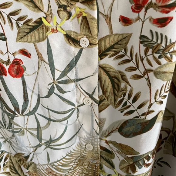H&M tropical floral sheer button up long sleeve blouse size small - Picture 7 of 8